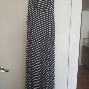 2x stripe maxi dress